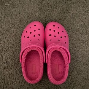 Hot pink fur lined crocs